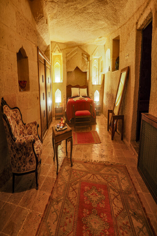 sinasos palace artemıs